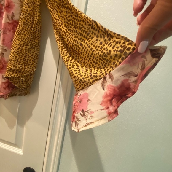 Umgee Women’s Floral Leopard Print Oversized Beautiful Blouse New XL-2XL - Picture 8 of 13